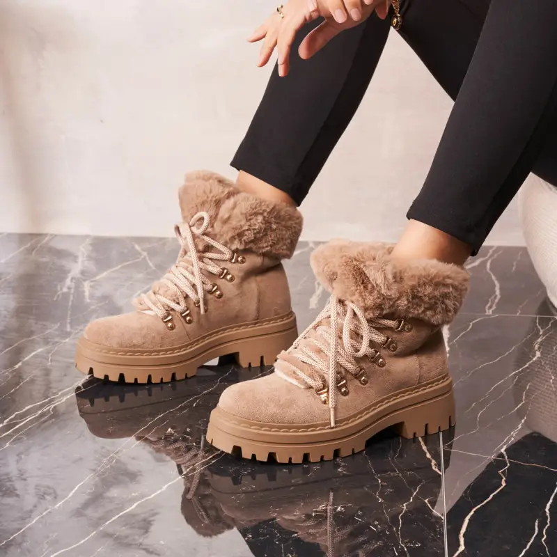 PeachyBoots Flauschige Winterstiefel Khaki 41